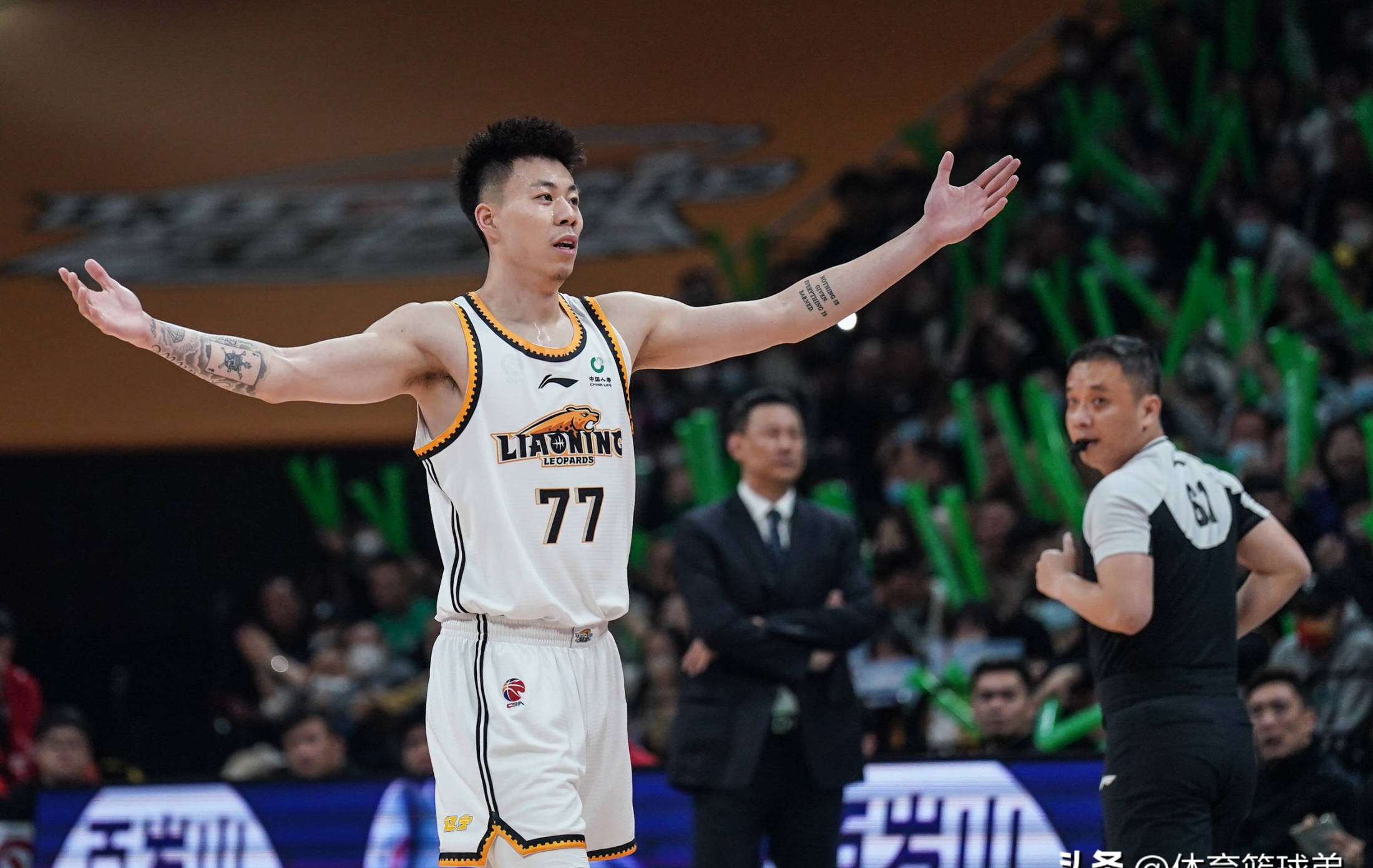 上海队绝杀新疆队，张镇麟刷新纪录